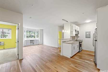 1820 Kaioo Drive #A208 Honolulu, HI 96815