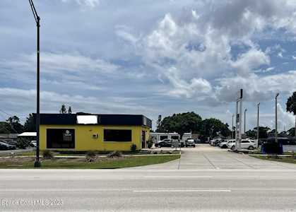 1559 E Merritt Island Causeway Merritt Island, FL 32952