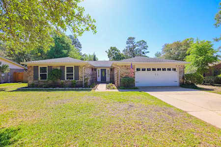 804 St Kitts Cove Niceville, FL 32578