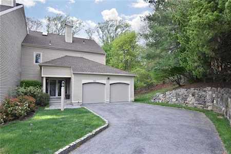 184 Boulder Ridge Road Scarsdale, NY 10583