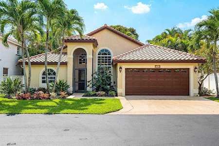 5 Lawrence Lake Drive Boynton Beach, FL 33436