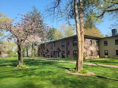 45 Manchester Rd #1R Eastchester, NY 10709