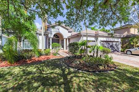 6653 NW 127 Terrace Parkland, FL 33076