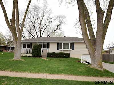 4614 N 81 St Omaha, NE 68134