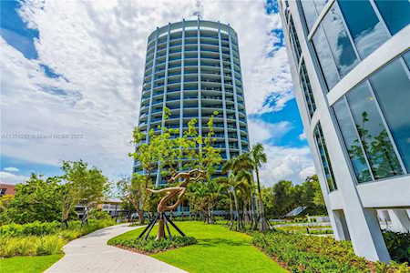 2831 S Bayshore Dr #401 Miami, FL 33133