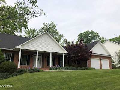 205 Connors Circle Oak Ridge, TN 37830