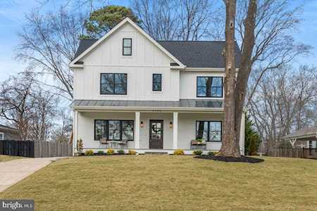 2006 Shenandoah Rd Alexandria, VA 22308