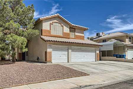 2060 Maple Springs St Henderson, NV 89002