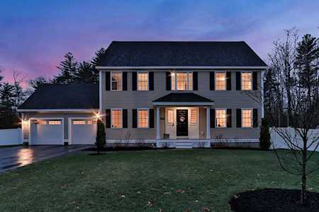 56 Chapman Dunstable, MA 01827
