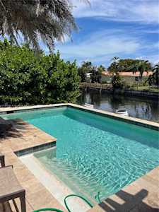 4100 NE 16th Ter Oakland Park, FL 33334
