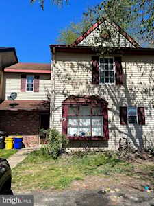 43 Noble Rd Sicklerville, NJ 08081