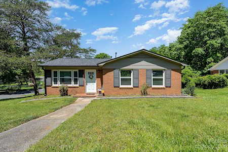 5324 River Falls Dr Charlotte, NC 28215
