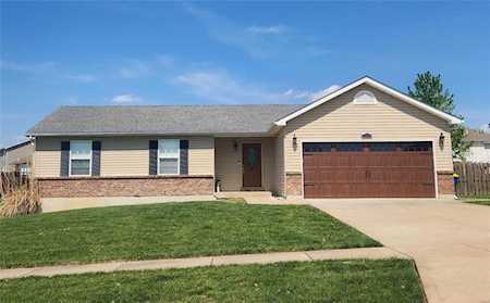 29495 Walnut Hollow Dr Warrenton, MO 63390