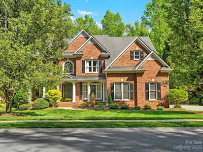 3809 Fawn Hill Rd Matthews, NC 28105