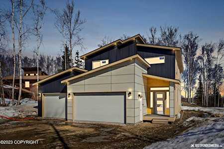 6631 W Hemmer Dr Wasilla, AK 99623