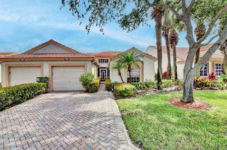 7883 Lake Sands Drive Delray Beach, FL 33446