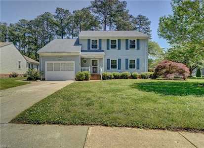 1 Windy Pines Cres Portsmouth, VA 23703