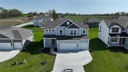 533 SE Carter St Lee's Summit, MO 64082