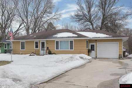 209 Davis St Mankato, MN 56001