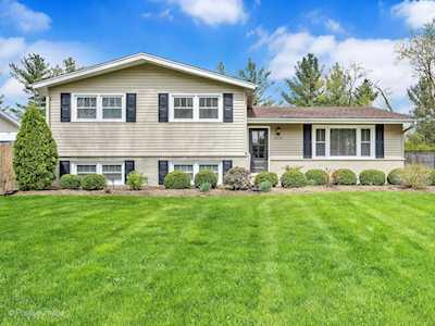 3S171 Arboretum Rd Glen Ellyn, IL 60137