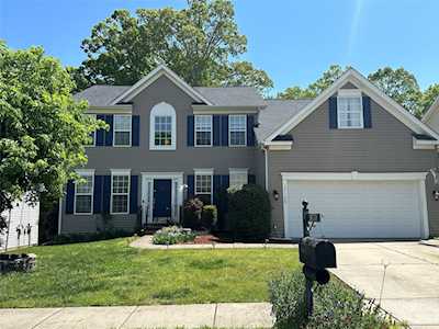 10738 Big Bear Dr Charlotte, NC 28278
