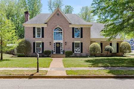 185 Valleyview Cv Collierville, TN 38017