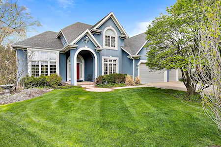 940 Burnham Ct Aurora, IL 60502