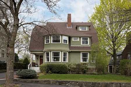 48 Allerton Street Brookline, MA 02445