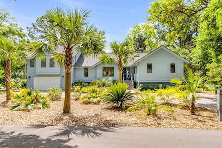 30 Edgewater Alley Isle of Palms, SC 29451