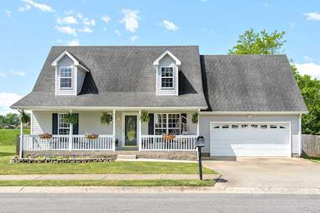 1214 Snoopy Dr Clarksville, TN 37040