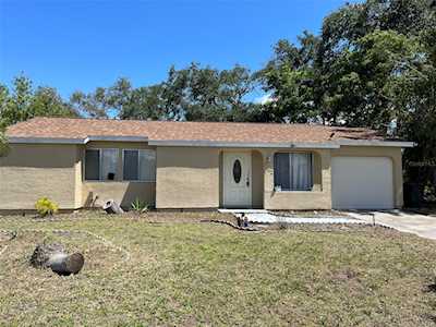 4562 Baroda Ave North Port, FL 34287