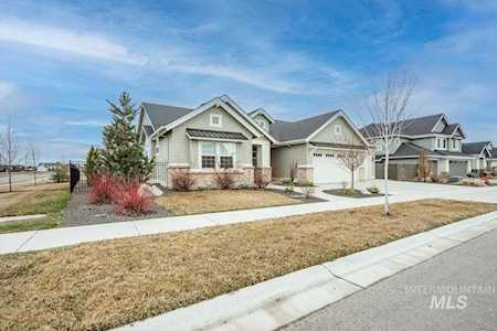 2303 N Fountainhead Way Eagle, ID 83616