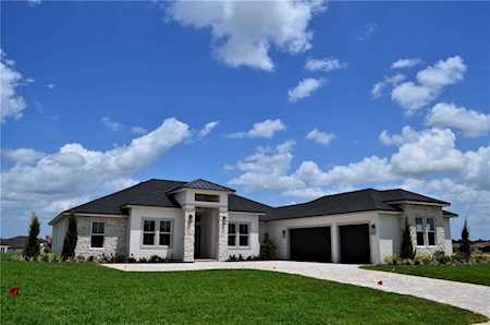 4590 Emerald Palms Dr Winter Haven, FL 33884