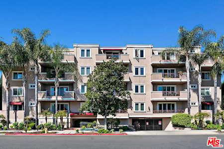 4533 Vista Del Monte Ave #204 Sherman Oaks, CA 91403