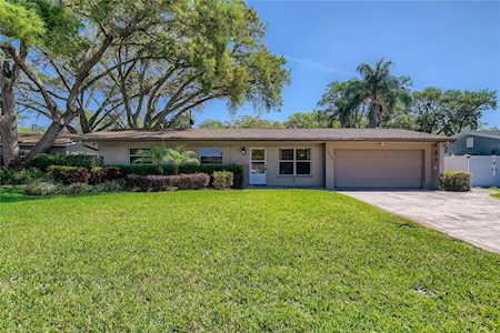 10525 Hetrick CIRCLE E Largo, FL 33774