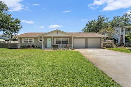 5211 24th Avenue Dr W Bradenton, FL 34209