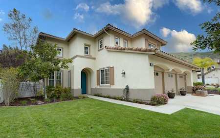 3168 Ferncreek Ln Escondido, CA 92027