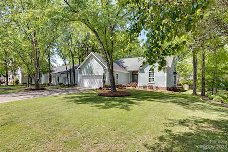 3100 Fieldpointe Ln Charlotte, NC 28210