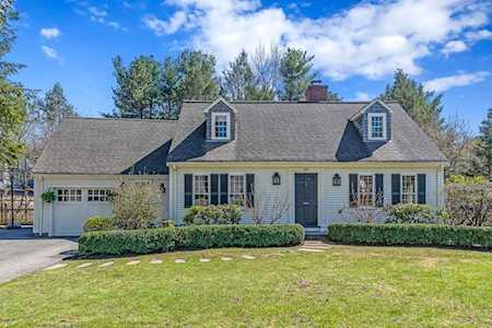 42 Fuller Brook Rd Wellesley, MA 02482