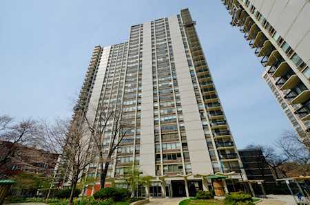 1460 N Sandburg Terrace #705 Chicago, IL 60610