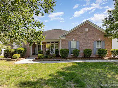 574 Surry Trace Circle NW Concord, NC 28027