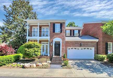 9252 Bonnie Briar Circle Charlotte, NC 28277