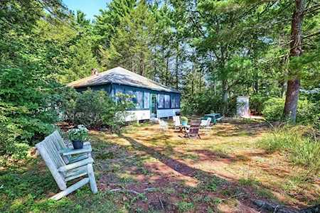 11 & 12 Rockingham Shores Rd Derry, NH 03038