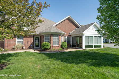 5245 Valkyrie Way Louisville, KY 40272
