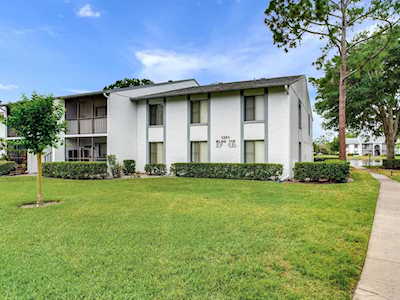 1261 Pine Ridge CIRCLE W Tarpon Springs, FL 34688