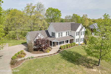 5116 Fox Run Rd Buckner, KY 40010