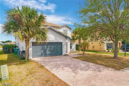 2882 W Inlet Cove Ln Naples, FL 34120