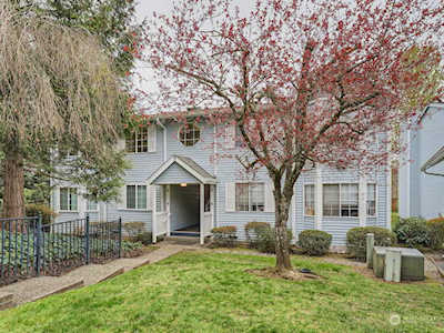 10825 SE 172nd St #5C Renton, WA 98055
