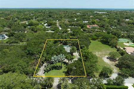 12121 SW 60th Ct Pinecrest, FL 33156