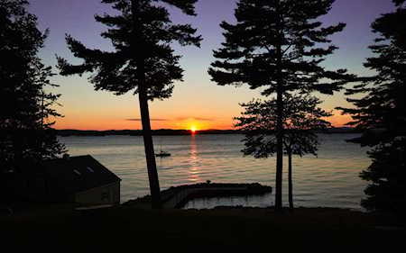 28 Hummingbird Ln Moultonborough, NH 03254